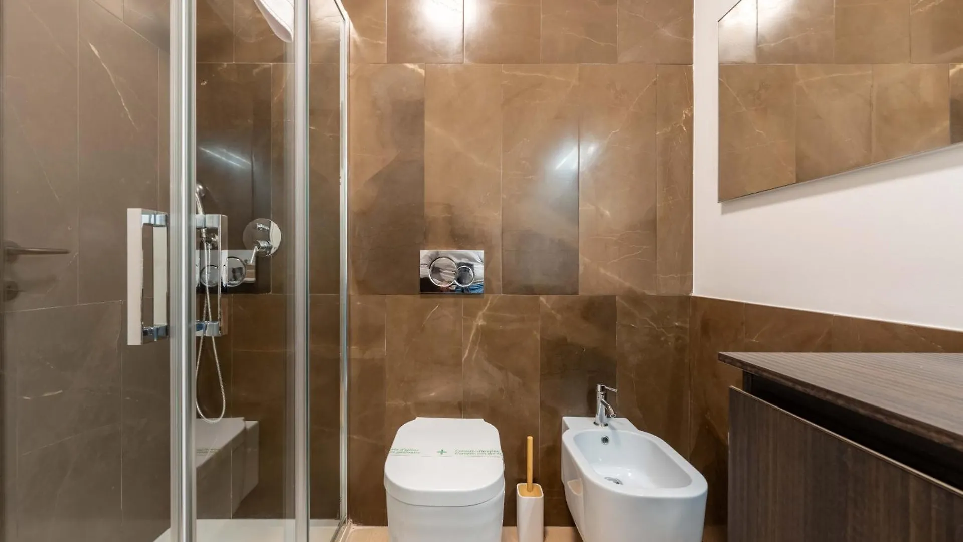 Apartment Suite 18 Milano Centro Duomo Italy