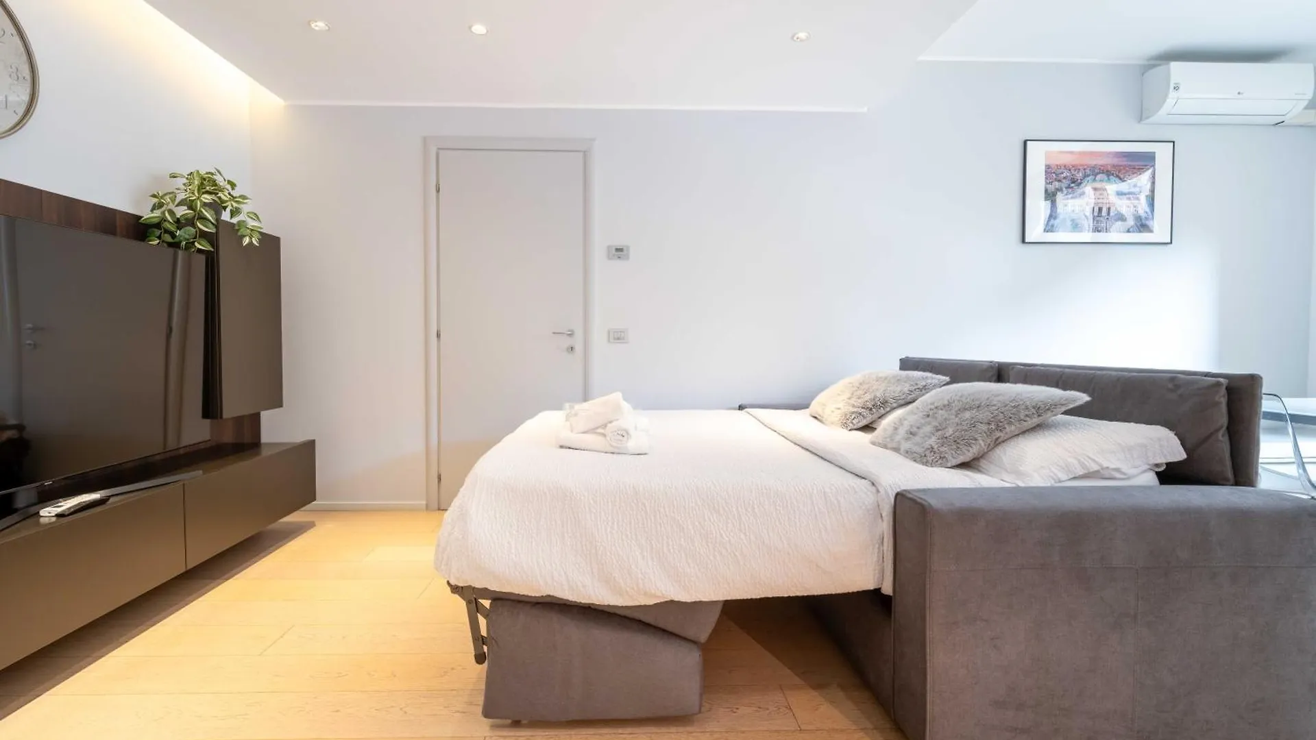 Apartment Suite 18 Milano Centro Duomo Italy